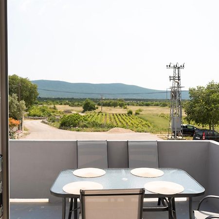 Pave&Ema Apartman Konjevrate Extérieur photo