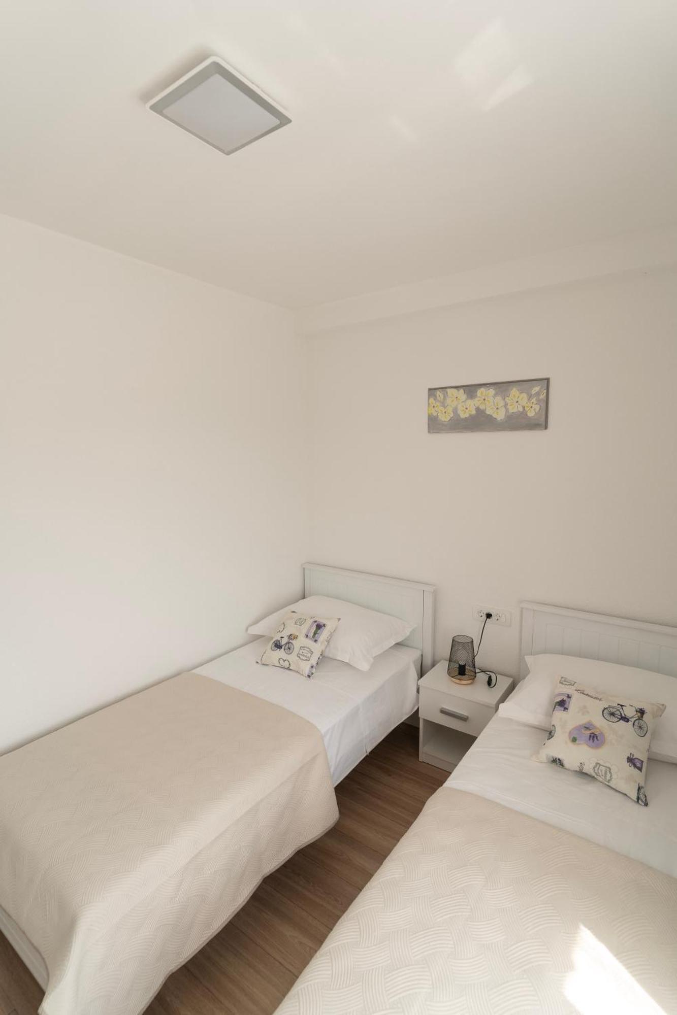 Pave&Ema Apartman Konjevrate Extérieur photo